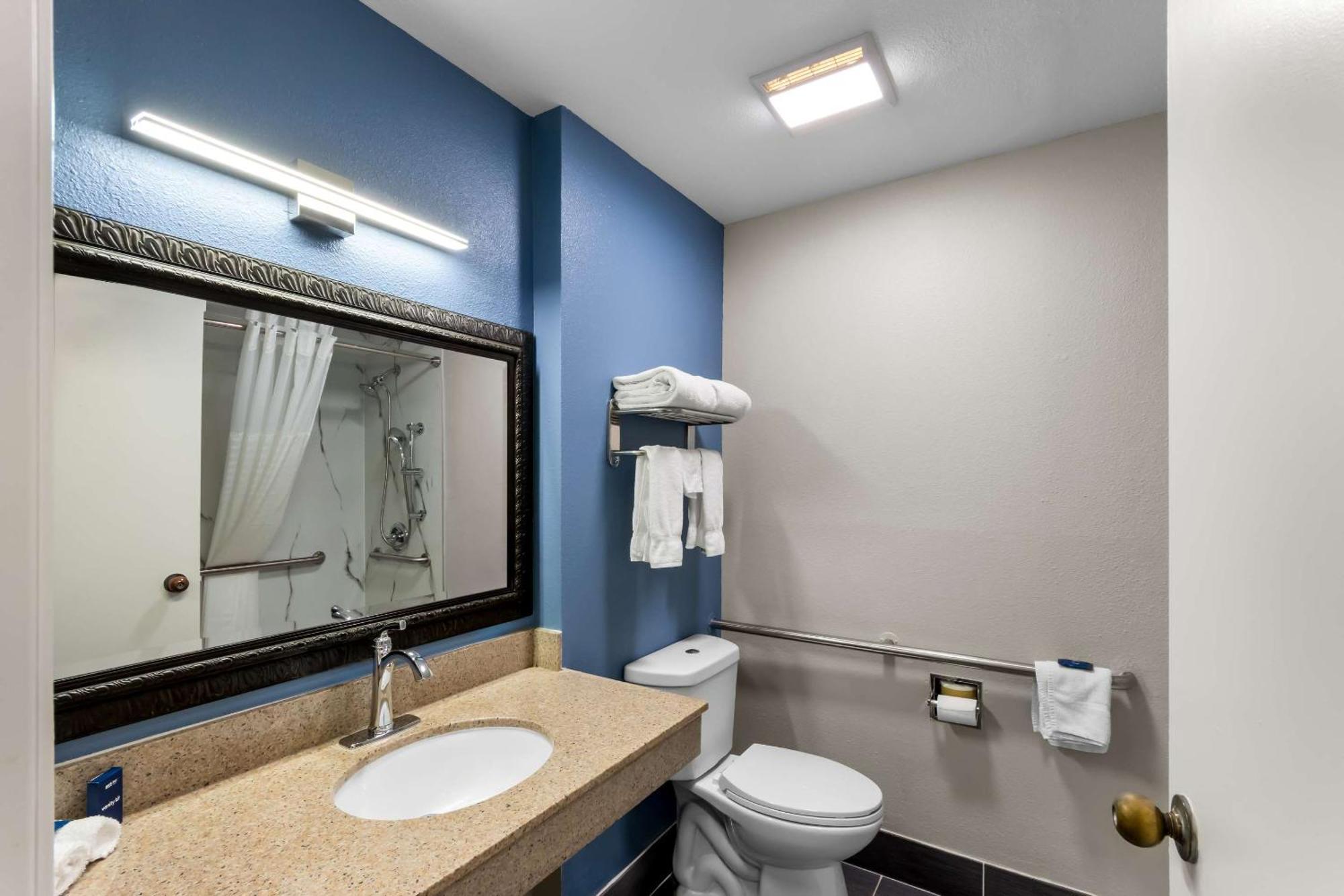Park Inn By Radisson San Antonio Extérieur photo