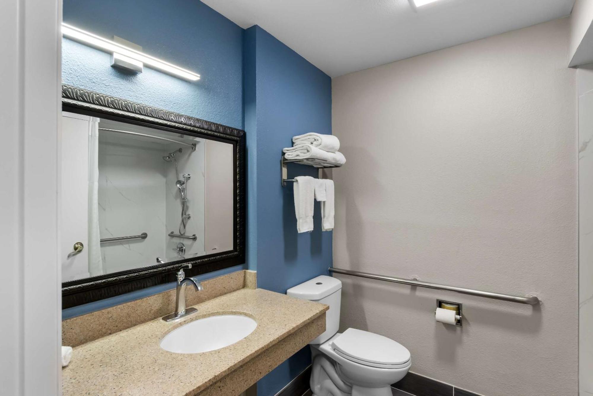 Park Inn By Radisson San Antonio Extérieur photo